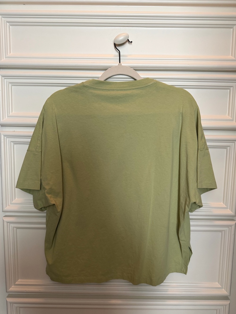 Women’s Oversized Loewe Tee - Picture 3 of 4